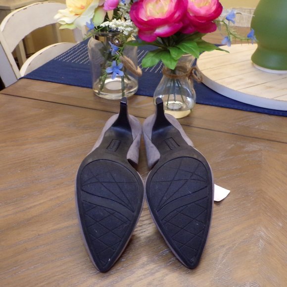 Christian Siriano Grey Suede Heels - Picture 5 of 5